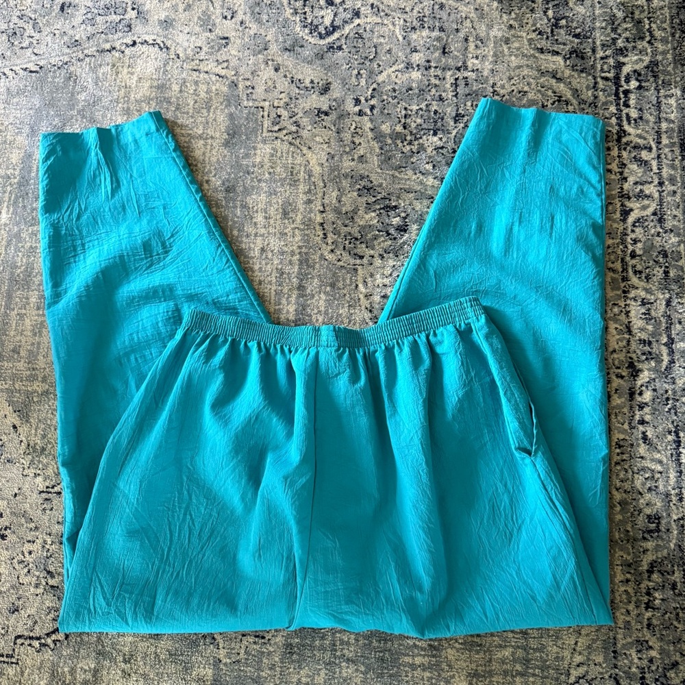 Teddi Teal and White Floral Tracksuit - Picture 5 of 7